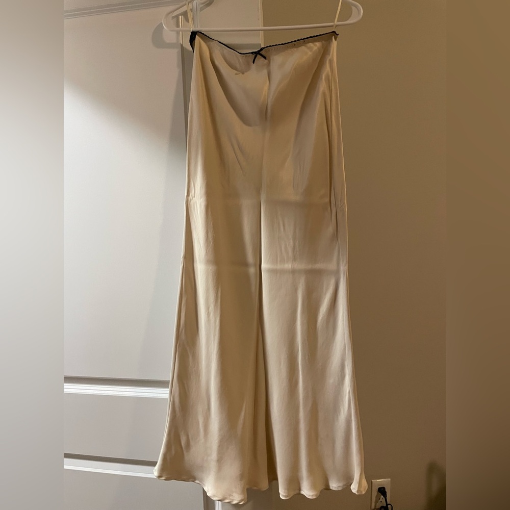 Zara Cream Midi Skirt